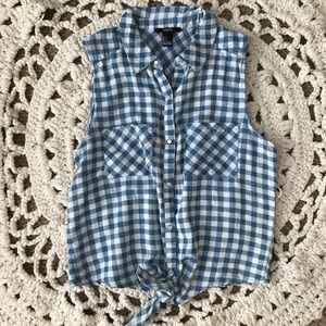 Forever 21 sleeveless shirt